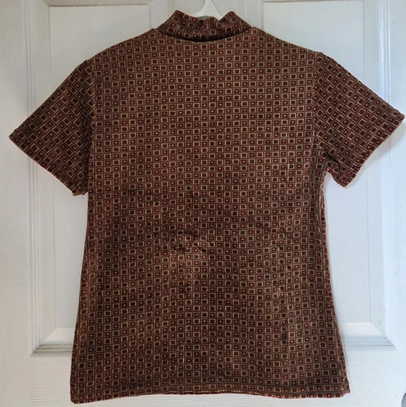 XS/S Mixed Textured Tops - Picture 3 of 12